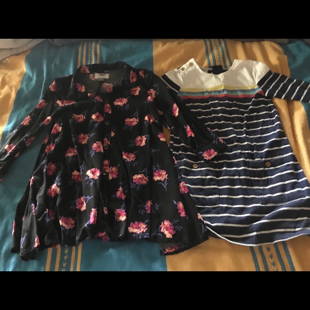 Bundle 2fall/winter dresses size5 oldnavy/craters